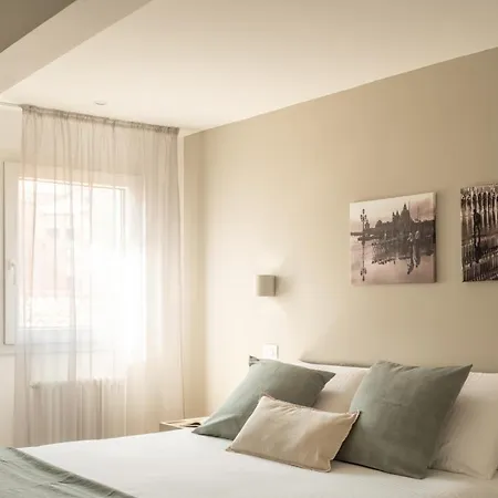 Sant'Aponal Cozy Apartment With Balcony R&R Venise Extérieur photo