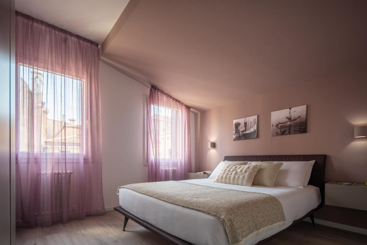 Sant'aponal Cozy With Balcony R&r Appartamento *