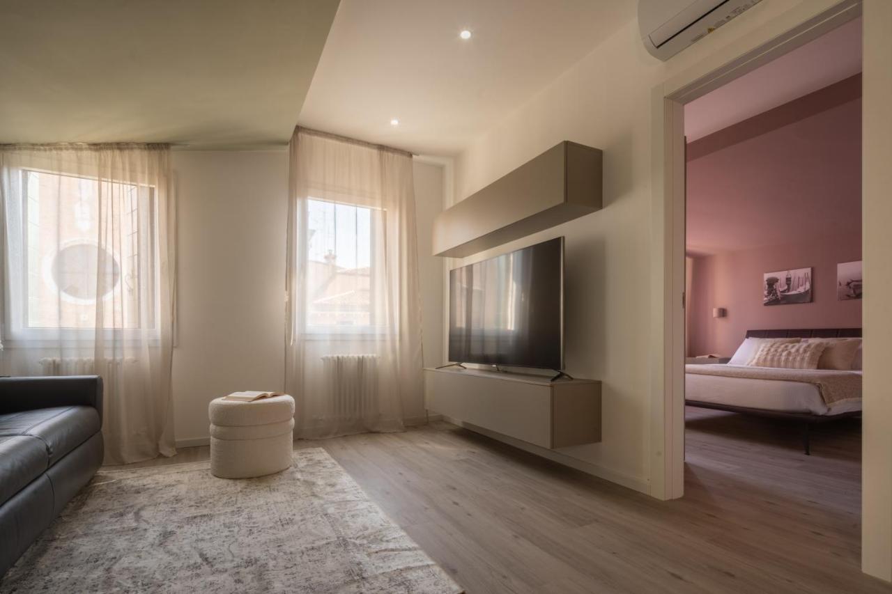 Sant'aponal Cozy With Balcony R&r Appartamento Venezia